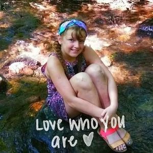 Meet your Posher, Carlean